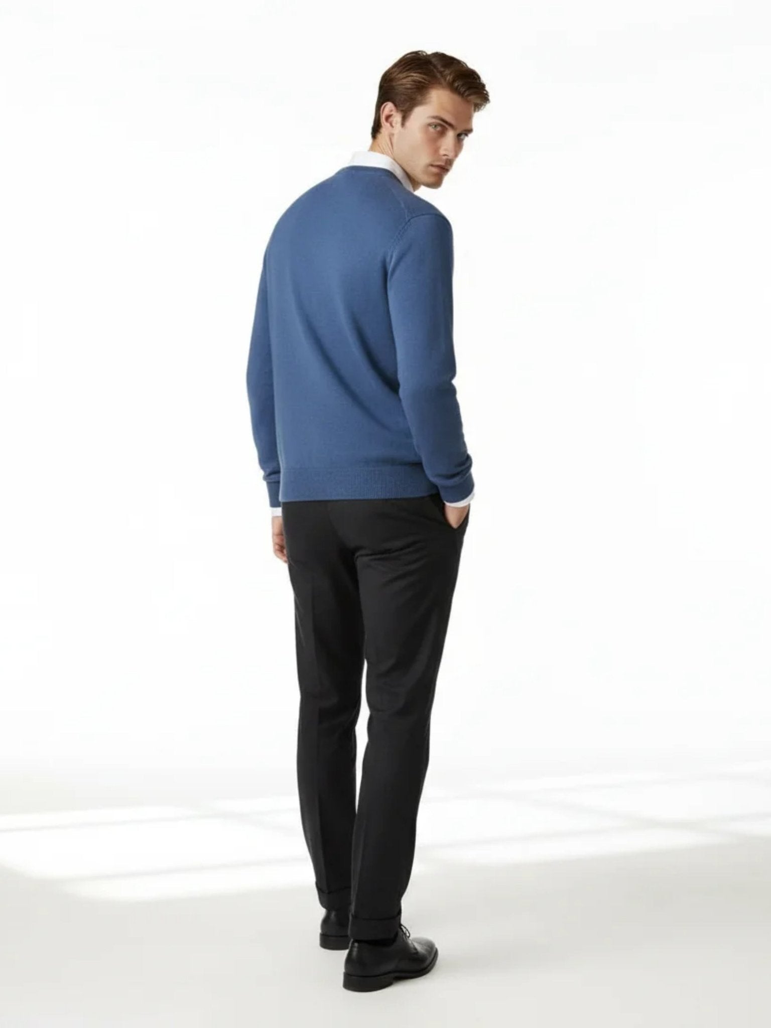 Valoriani light knit cashmere sweater