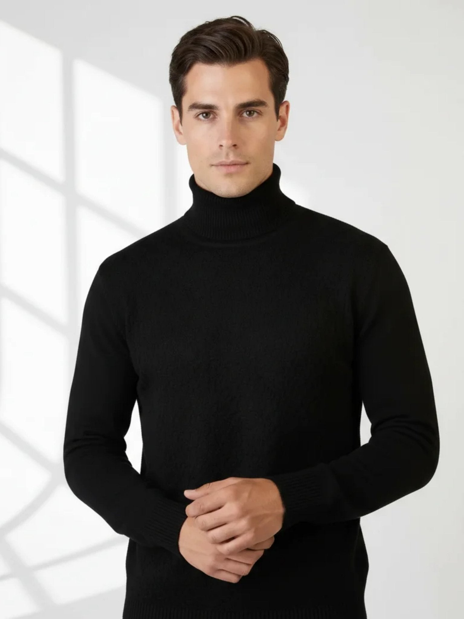Valoriani black cashmere turtleneck sweater with refined minimalist fit